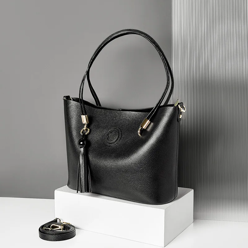 

2020 new casual tote bag fashion handbag wild atmosphere leather underarm bag large capacity single shoulder messenger