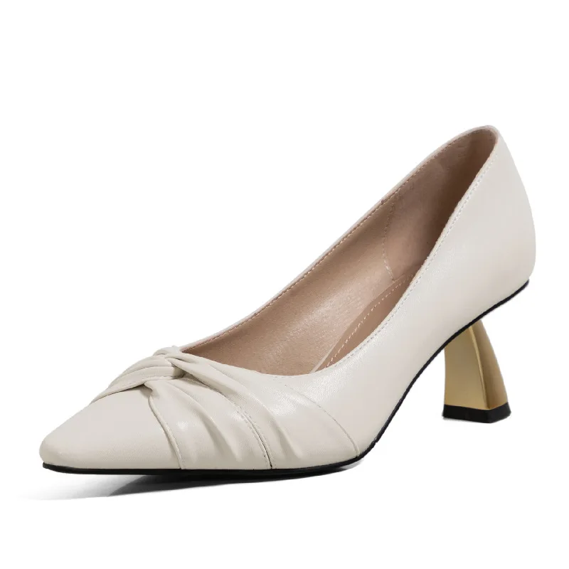 

2021 spring and summer new French simple fashion women's shoes simple commuting small size 3233 women's single