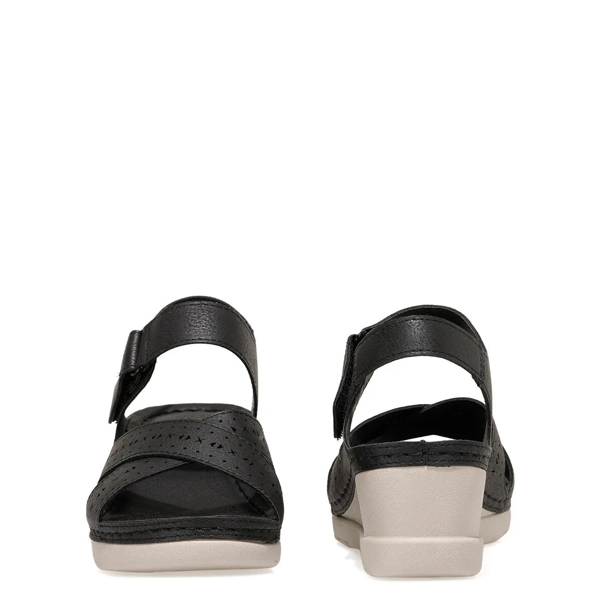 

Pearl CLIPS 1FX Black Women 'S Wedges Sandals