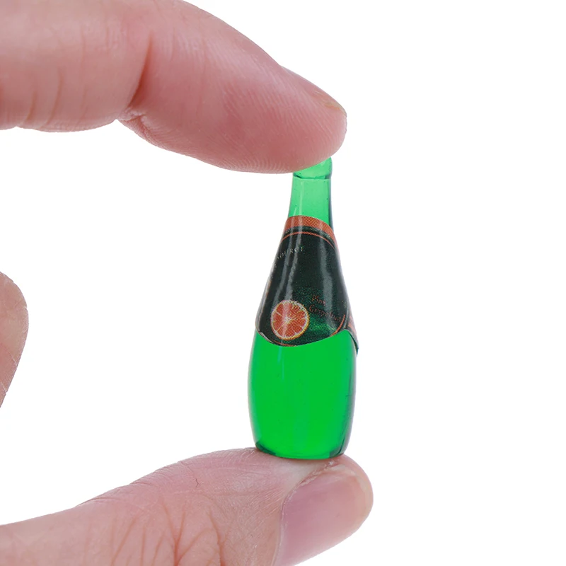 

2 Pieces 1/12 Dollhouse Miniature Fruit Bottle Doll House Accessories Home Bottles Doll Houses Decoration Baby DIY Toys