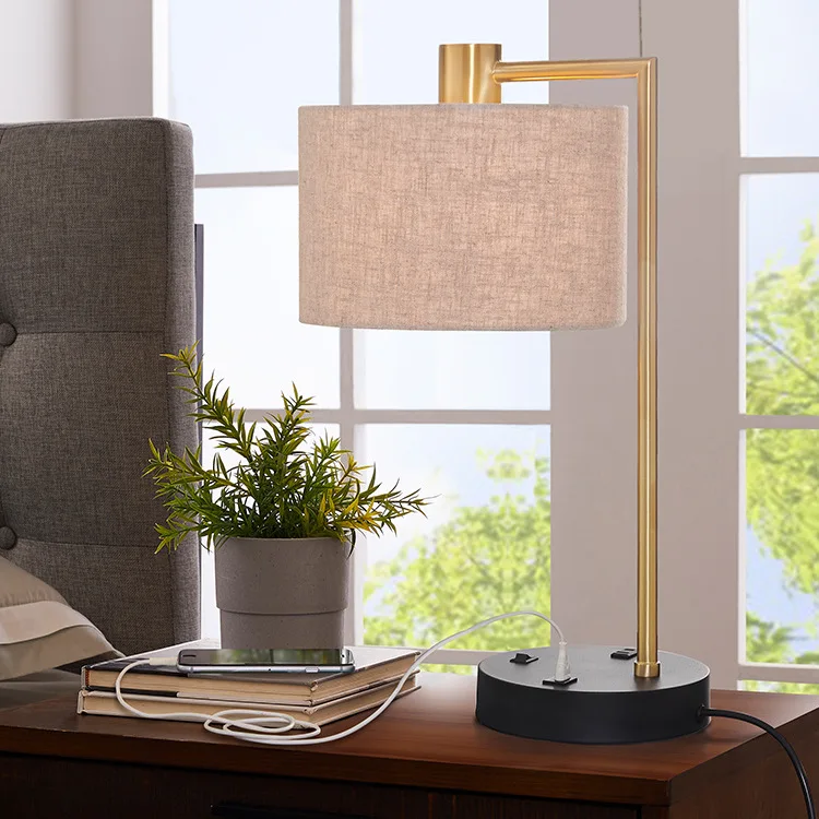 

Factory direct Nordic bedroom table lamp bedside lamp creative designer simple modern living room table lamp