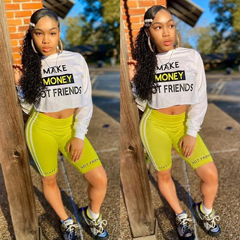 

Skinny sports print shorts suit