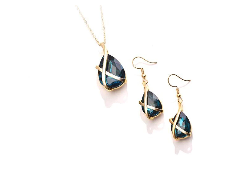 

Wholesale Fine Jewelry Factory Titanium Steel Earring Stud Necklace Pendant Sets Lover Wedding Women Party Anniversary