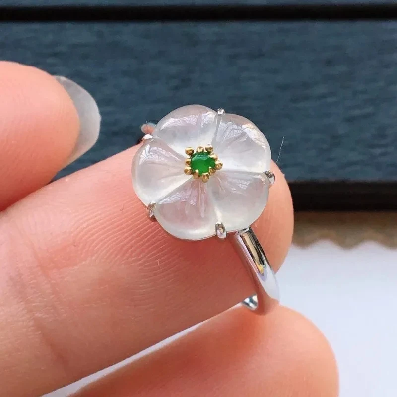 

S925 Sterling Silver Agete Style Ring Female Ice-like Chalcedony Flower Hand Carved Simple Elegant Open Mouth