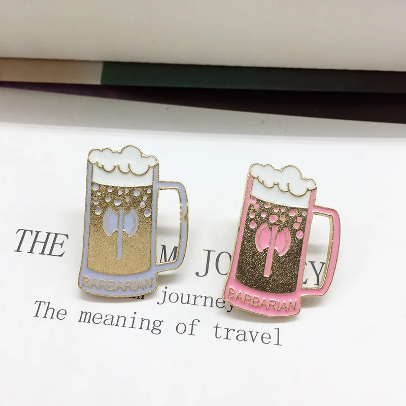 Мультяшный значок золотой пивной Штайн Броши для женщин креативные