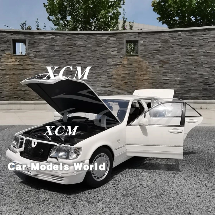 Литая под давлением модель автомобиля модель для S600(белый) 1:18+ маленький подарок