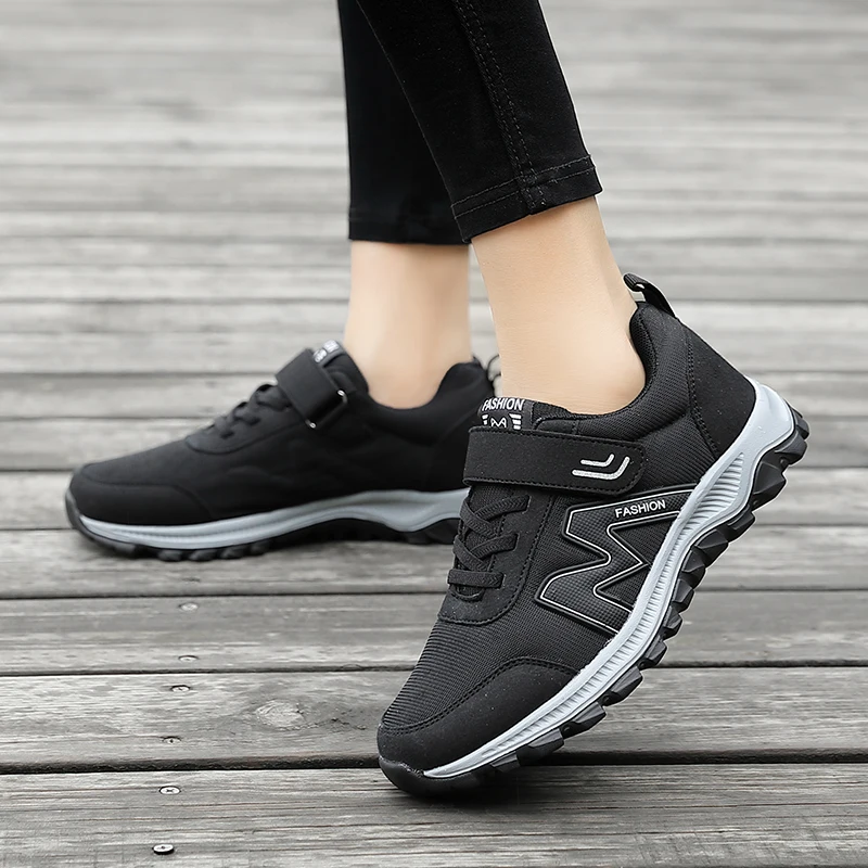 

New Women Casual Sport Shoes Running Sneakers Plus Size Woven Women's Casual Shoes Breathable Casual Sneakers Walking Shoes