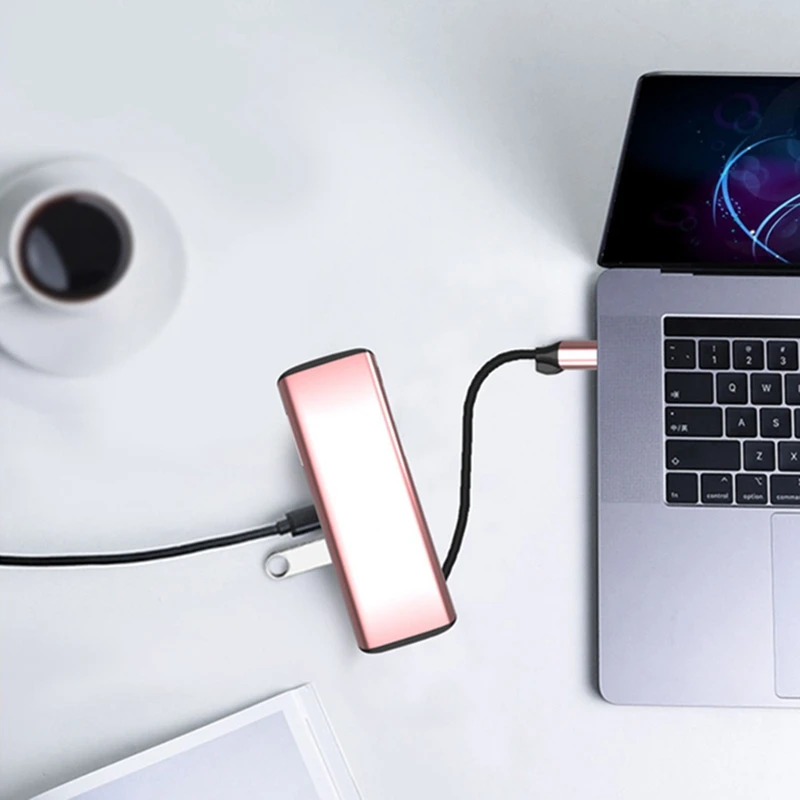 

Type-C 7 1, 3 USB 3,0 + PD + HD HDMI + SD / TF