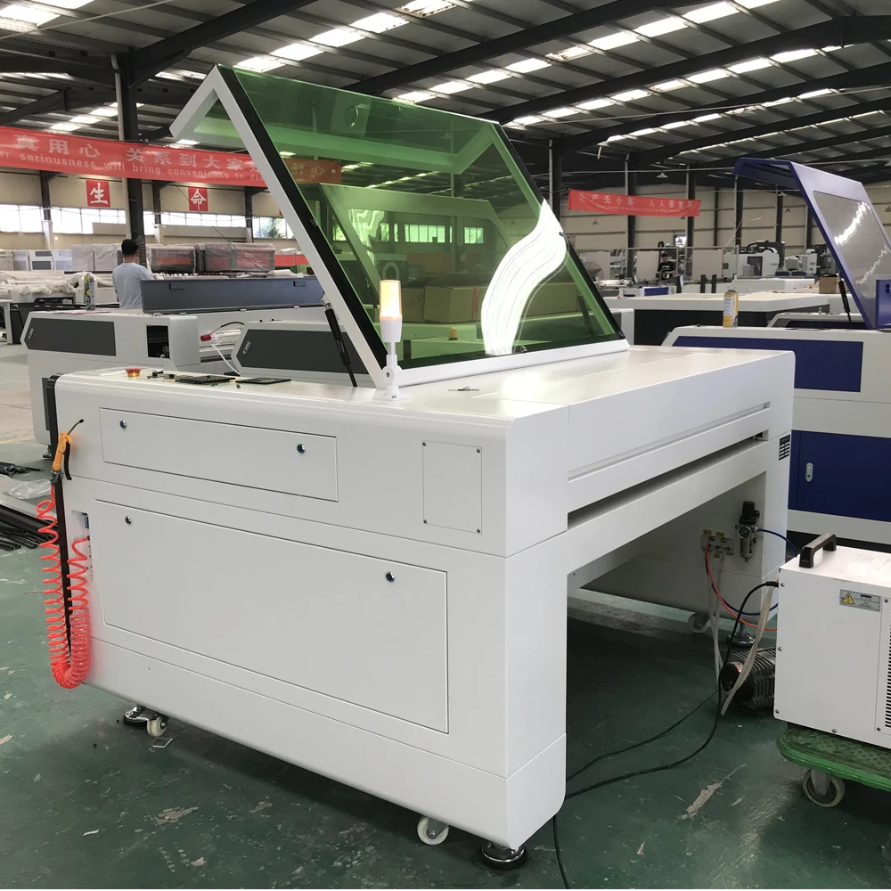 

Advance Technology Co2 Laser Cutting Machine With Module Transmission High Precision 1390 Laser Cutter For Small Business