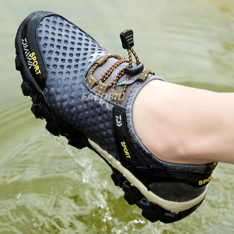 

2021 Daiwa Men Outdoor Sport Fishing Shoes Sandals Man Breathable Leather Fishing Hiking Shoes Durable Climbing Shoes