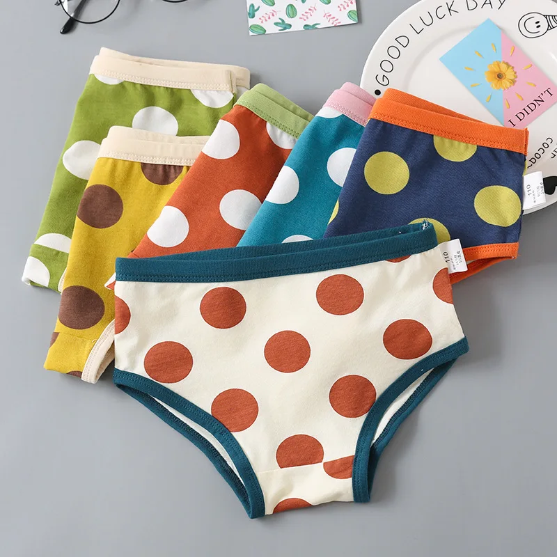 

2p children's underwear new arrivals 2021 are children's underwear cotton baby girl underwear polka-dot design shorts 2 to 10
