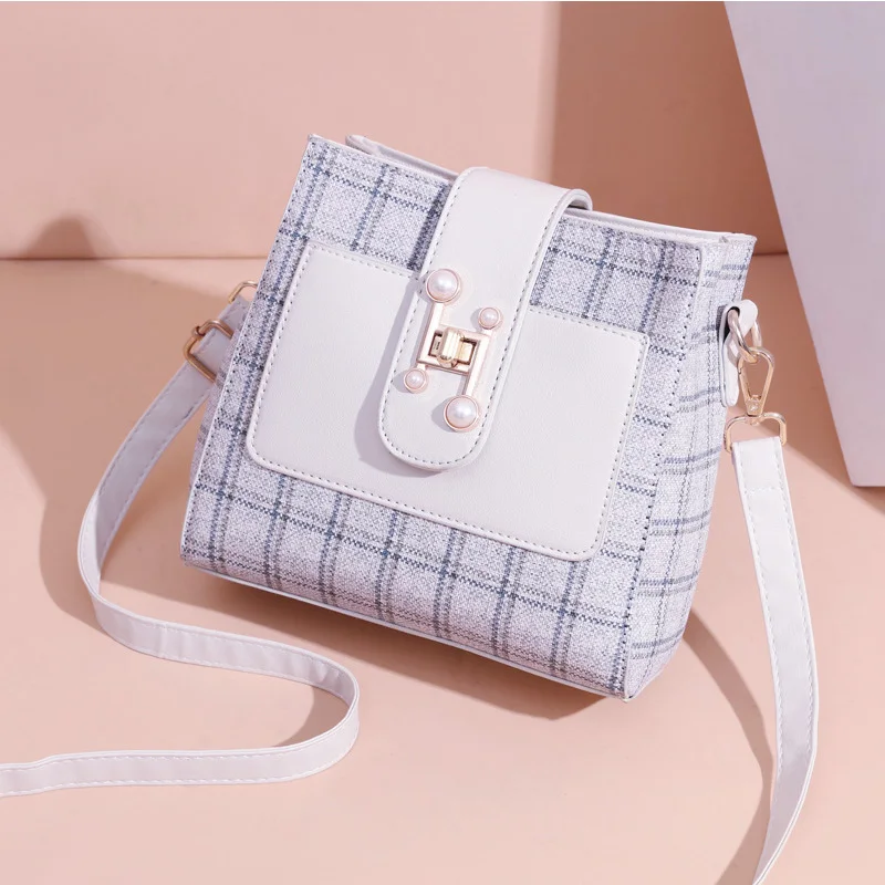 

PU Leather Purses and Handbags for Women 2021 Designer Luxury Fashion Girls Female Shopper New Elegant Lattice Crossbody Wallets