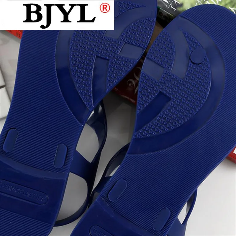 

2021 New Women Sandals Summer Fashion Peep Toe Jelly Flip Flops Buckle Non-slip Casual Flat Sandals Woman Sandalia Feminina