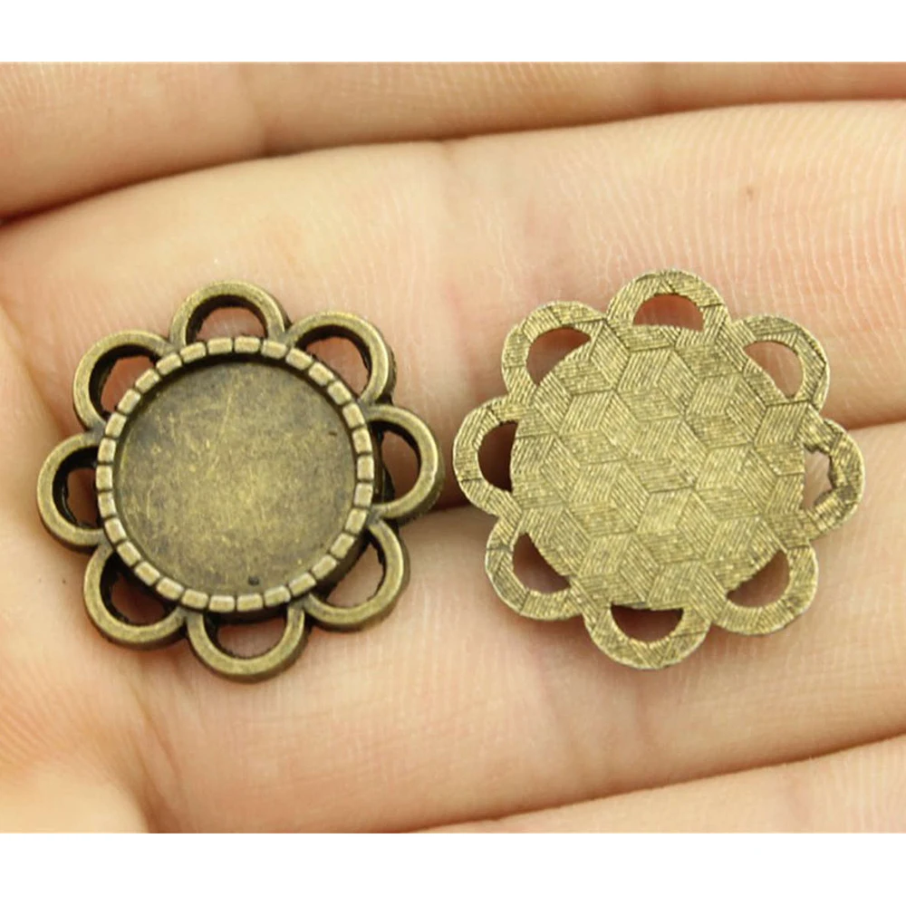 

WYSIWYG 10pcs 12mm Inner Size 20x20mm Outer Size Vintage Antique Bronze Color Zinc Alloy Cameo Cabochon Base Setting