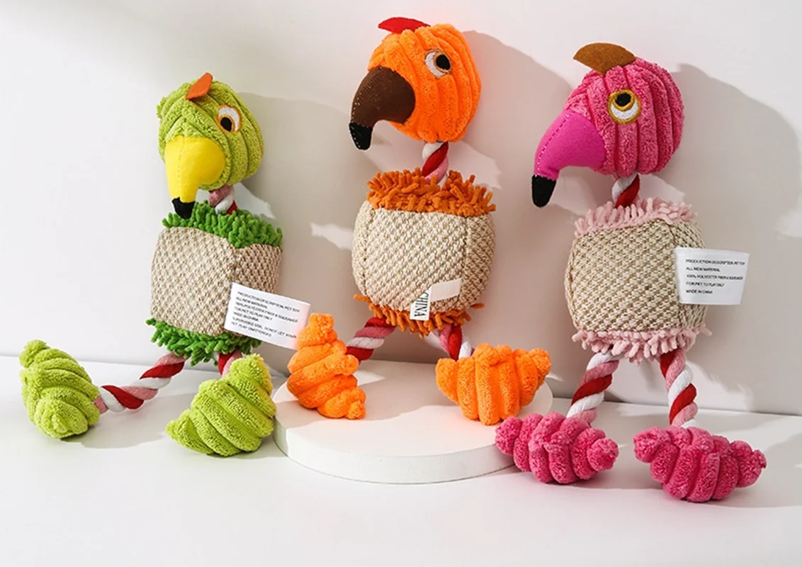 

28cm Cute pet dog cat plush squeaky dog toy interesting fleece durable chewing pet molar toy suitable for all pets flamingo