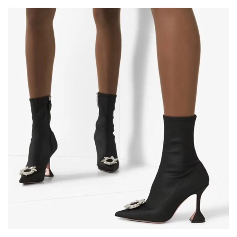 Новинка 2019 роскошные женские сапоги однотонные удобные модные Универсальные