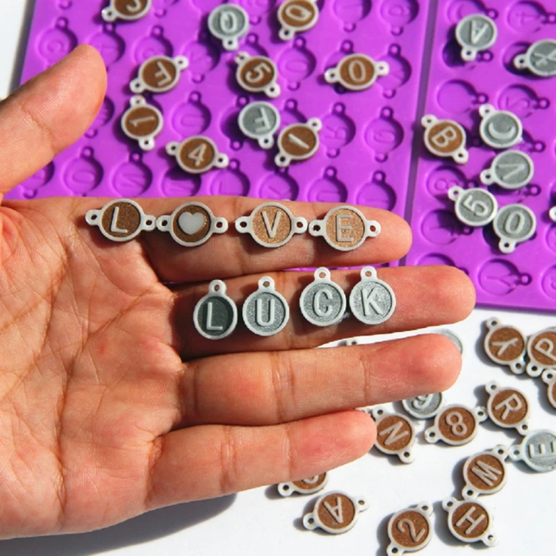 

41XC 4Pcs Letter Number Round Disc Resin Mold Necklace Bracelet Pendant Silicone Mold