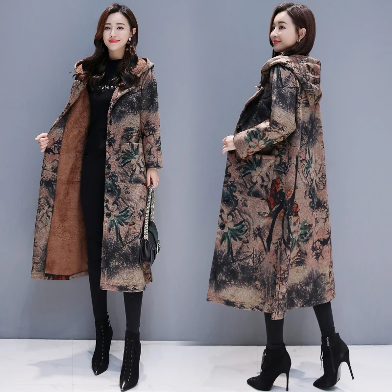 Женское бархатное пальто с длинным рукавом длинное винтажным принтом и