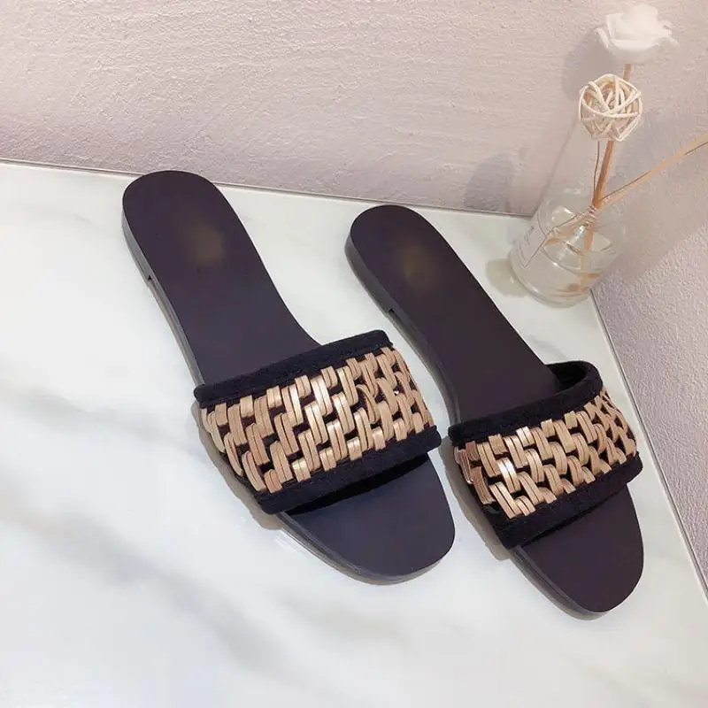

Summer New Flat Slides Sandals Women Golden Knit Outside Flat Beach Slipper Fashion Women's Holiday Slides Shoes 2020