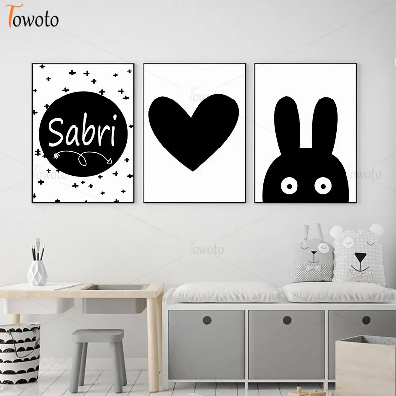 Черного цвета с принтом в виде сердечек по индивидуальному заказу имя плакат