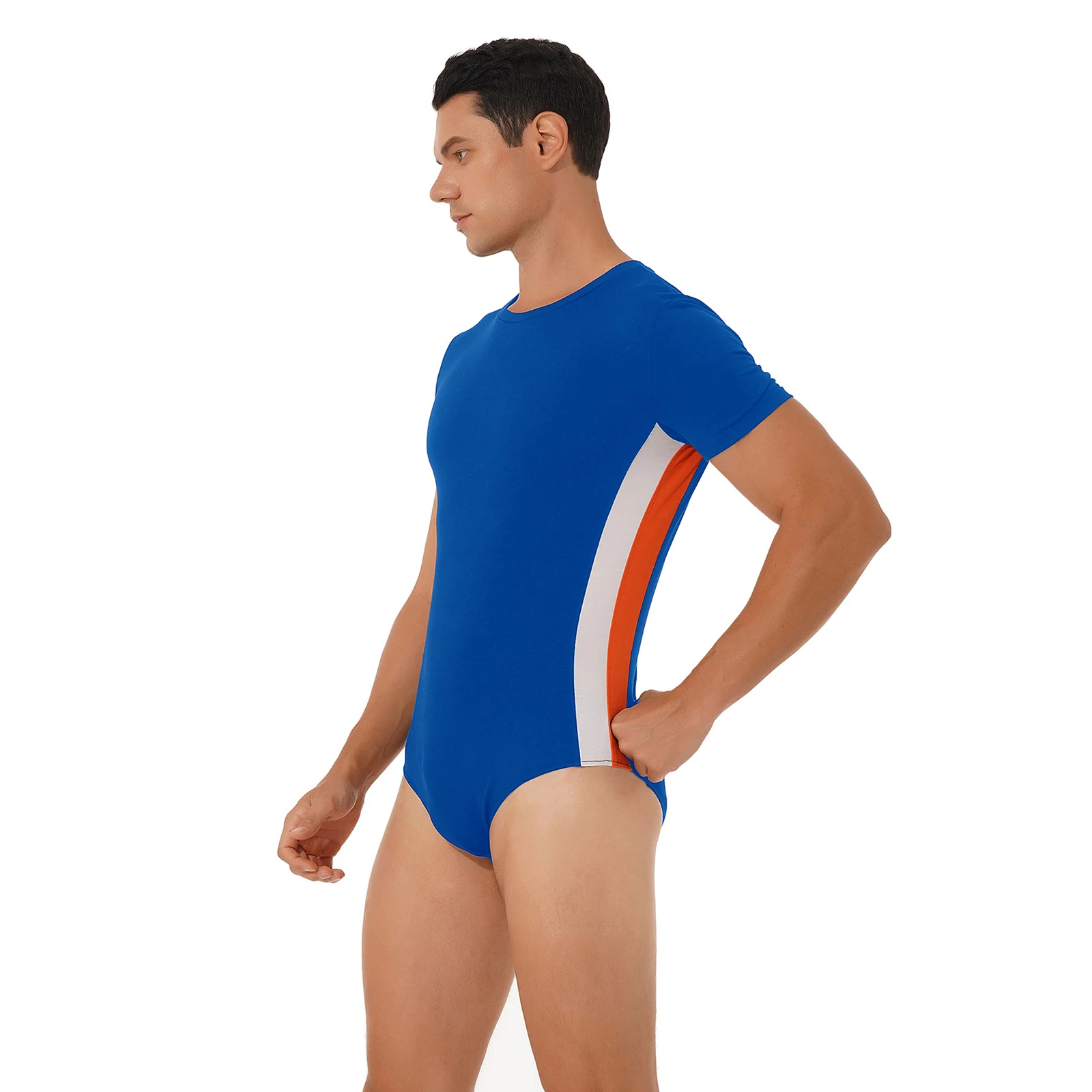 Комбинезон мужской гимнастический с короткими рукавами и пуговицами на