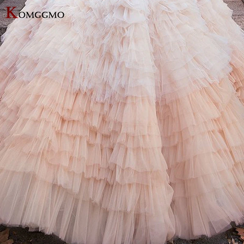 

High-End Scoop Neck Sleeveless Bridal Ball Gown Custom Made Zipper Back Crystal Diamond Tiered Sweep Train Wedding Dress