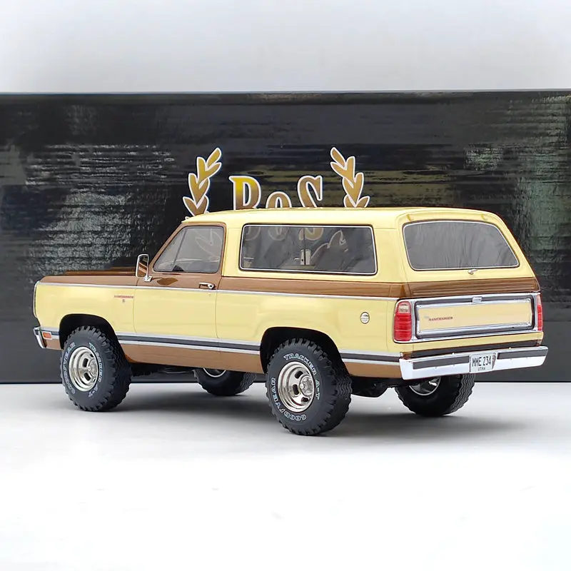 BOS 1:18 Dodge Ramcharge модель из смолы коричневого цвета Ограниченная Коллекция | Игрушки