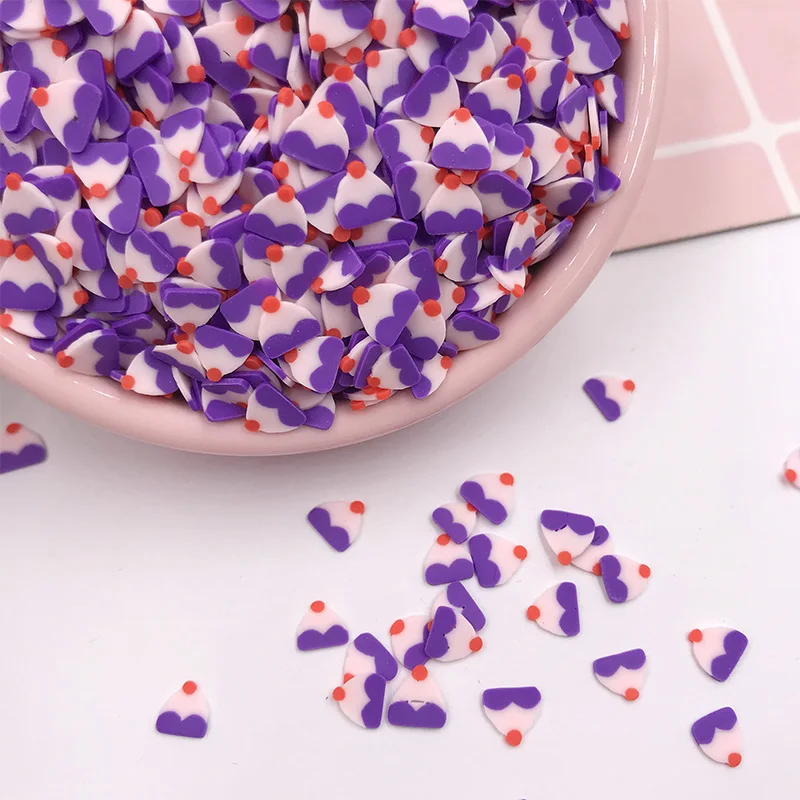 100 г сладкие полимерные мягкие глиняные кусочки торта разбрызгивают для