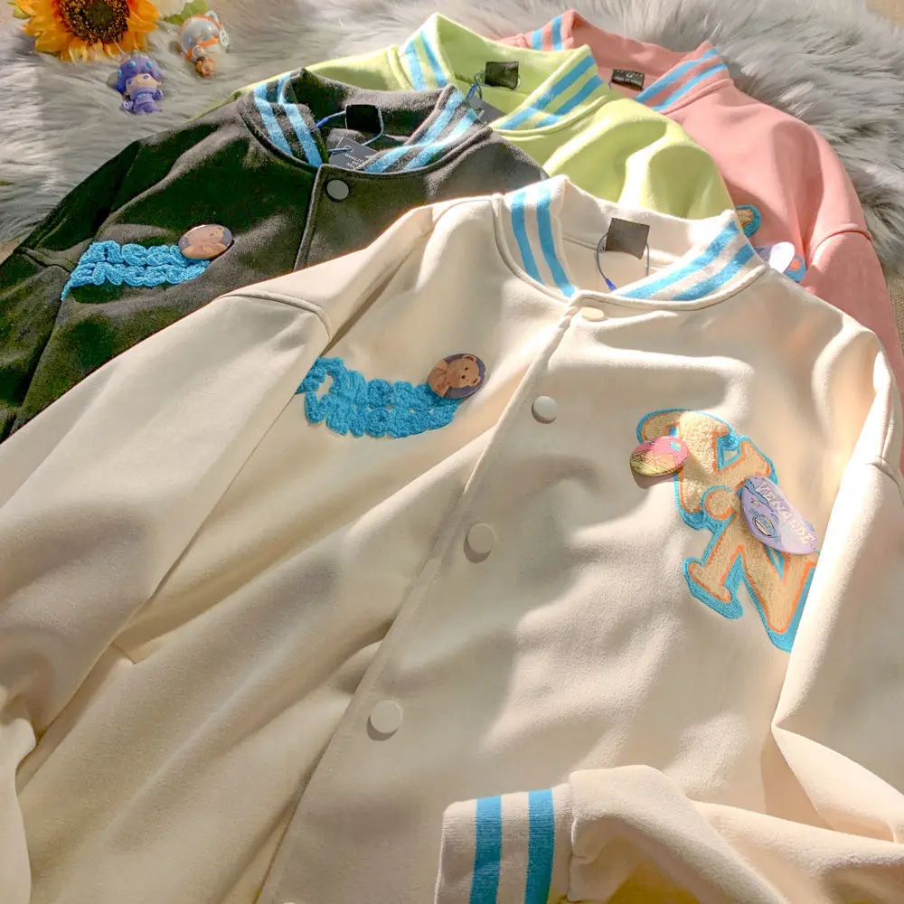 Женская бейсбольная куртка белый кардиган с длинными рукавами и вышивкой в виде