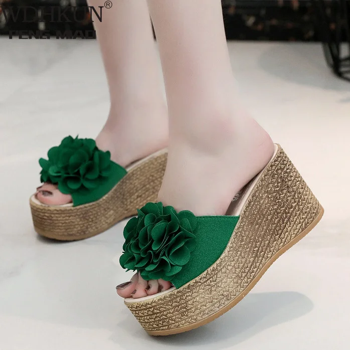 

Женские шлепанцы, летняя пляжная обувь, женские шлепанцы на высоком каблуке и платформе, женская обувь, сандалии, 2020
