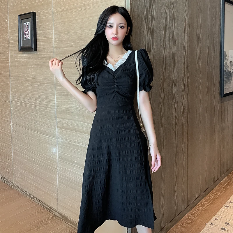 

COIGARSAM Women Long dress New Summer Puff Sleeve Square Collar High Waist Dresses Black 830