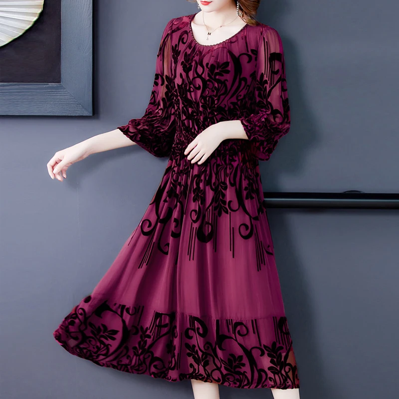 

2021Spring new High Quality Women's Wear Plus Size Show Thin Loose High-End Dresses velvet Elegant Dress Round Neck flare sleeve