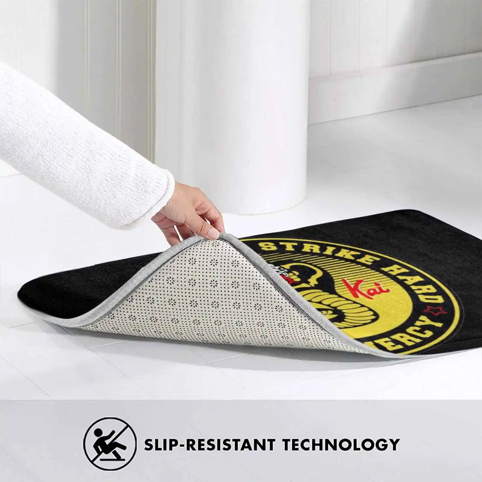 Кай-Страйк сначала. Страйк хард. Без милости. Мягкий домашний Противоскользящий