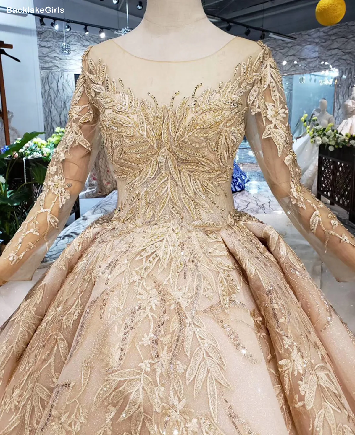 Свадебное платье со съемным шлейфом Платье с длинными рукавами и круглым вырезом