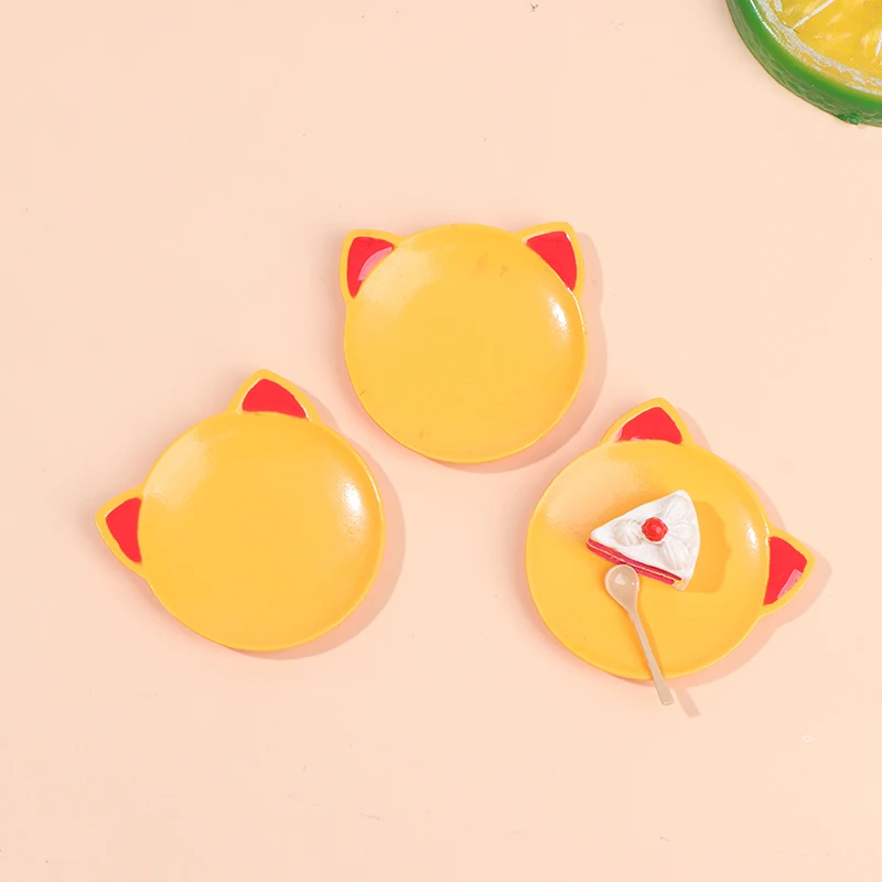 

1Pcs 1/12 Scale Doll House Kitchen Dish Accessories 1:12 Model Toy Mini Cute Cat Shape Dish