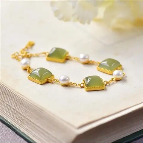 

Natural Hetian Gray Jade Square S925 Sterling Silver Ancient Style Thick Gold Inlaid Bracelet Gilding Craft with Freshwater Pear