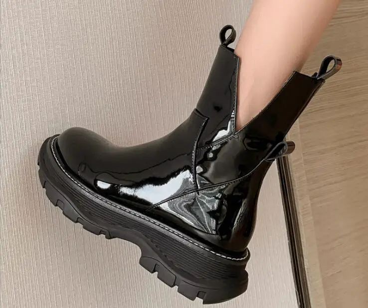 

Сапоги женские зимние из лакированной кожи с круглым носком, на платформе, 45 мм