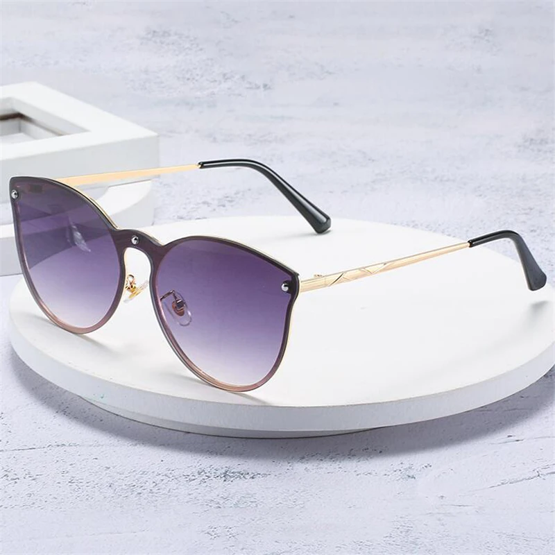 

Солнцезащитные очки женские, цельные, круглые, с рисунком