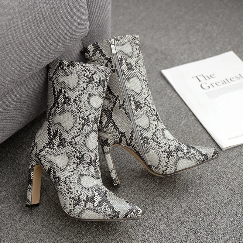 

NIUFUNI Sexy Pointed Toe Snake Print Women's Ankle Boots Shallow PU Zipper High Heels Women's Shoes Bottines Femme Plus Size 42
