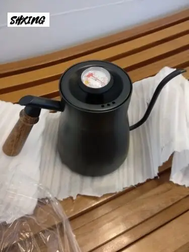 

850ml Espresso Maker Coffee Drip Pot Over Coffee Kettle Gooseneck Moka Maker with Wooden Handle Thermometer for Kitchen Tools