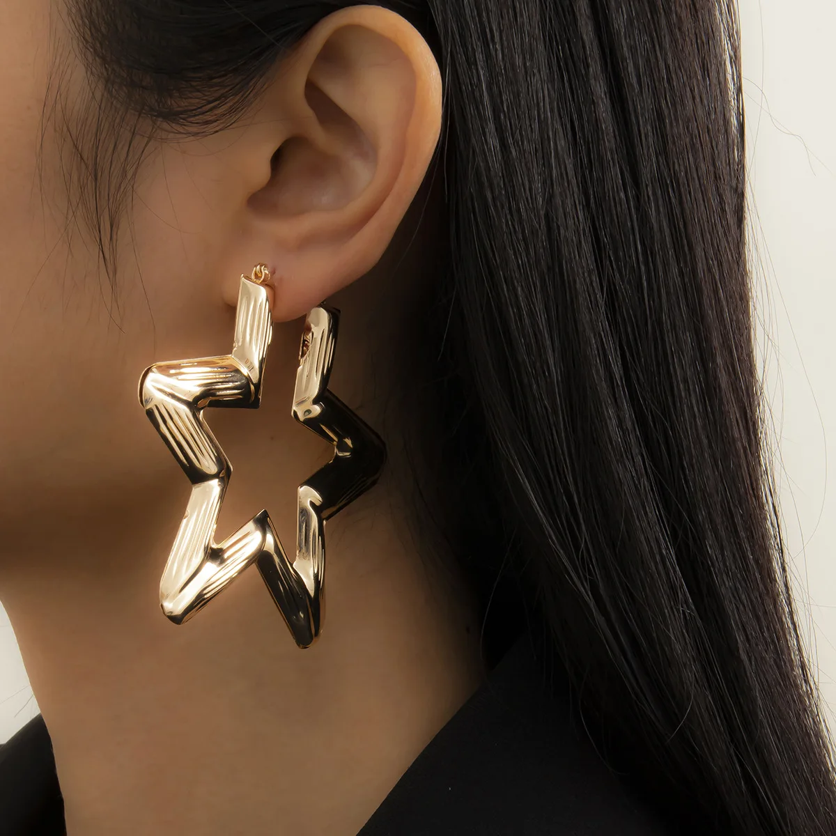 

Trendy Jewelry Drop Earrings Popular Style Hot Selling Metal Golden Silvery Plating Big Star Earrings For Women