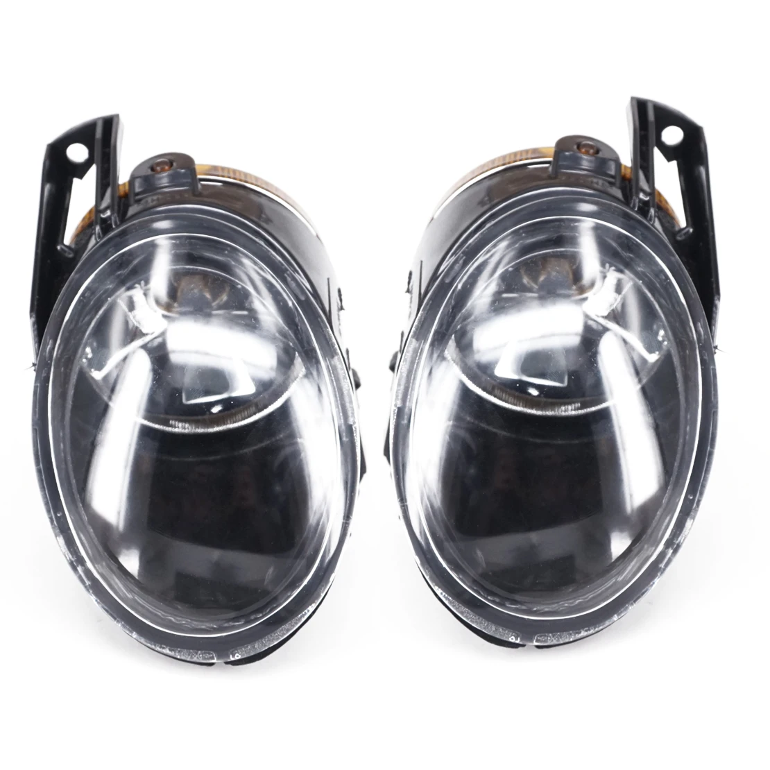 

1 Pair 3CD941699 Car Left&Right Front Bumper Fog Light Halogen Lamp 3CD941699 Fit For VW Passat B6 3C 2006 2007 2008 2009