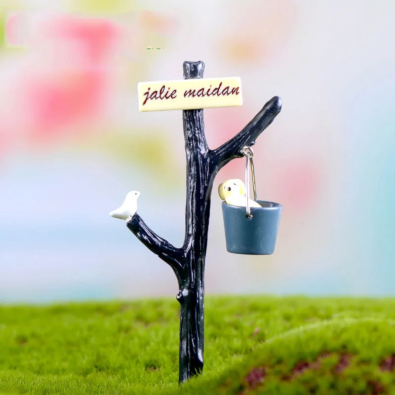 

2PCS Signpost Bird Dog Guidepost Miniature Fairy Garden Home House Decoration Mini Craft Micro Landscaping Decor DIY Accessories