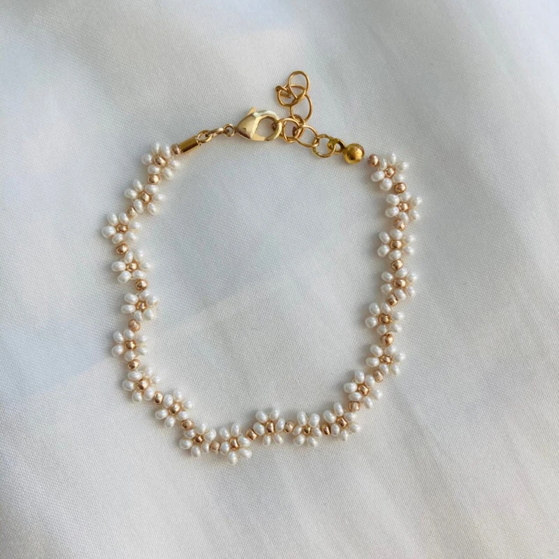 

White Rice Beads Making Small Flowers Golden Beads Embellishment Handmade Charm Bracelet Beautiful Ladies Trend Fashion Jewelry