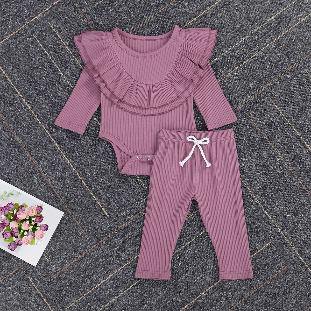 2 шт. двухслойный комбинезон с длинным рукавом и оборками + брюки на шнуровке |