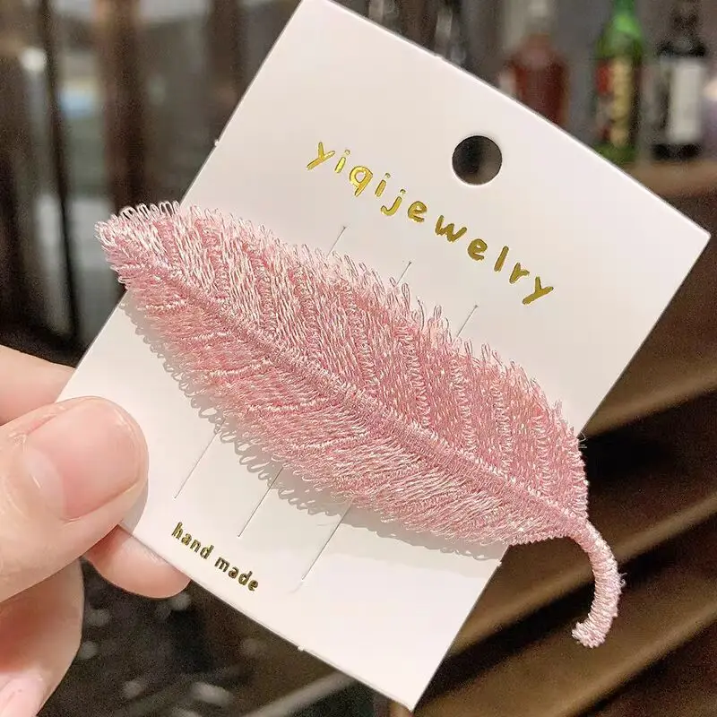 

Hairlyah Elegant and Simple Leaf Hair Clip Leaf Side Bangs Clip Hairpin Holder Ornament Women Barrettes Hair Accessories