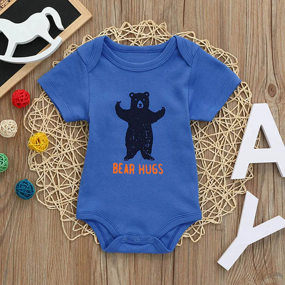 Модный комбинезон с короткими рукавами и рисунком медведя для новорожденных