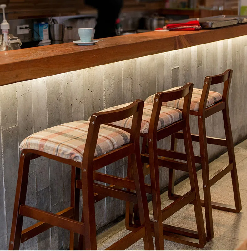 Барные стулья в стиле ретро из цельного дерева креативные высокие скамейки