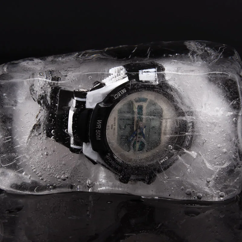 Цифровые мужские спортивные часы EPOZZ стильные G-образный резиновый ремешок