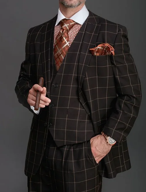 Костюм мужской "Groom Wear Black Plaid Suits" для свадебного платья, выпускного, деловой вечеринки из 3-х предметов (пиджак+жилетка+штаны) в черно-белую клетку.
